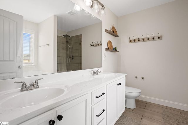 286 Foxbank Circle, Greer, SC 29651