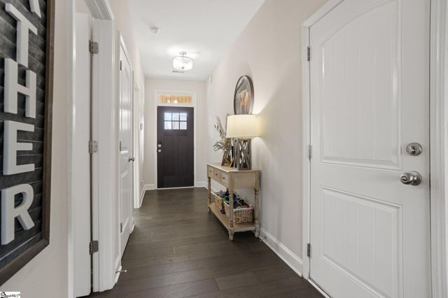 286 Foxbank Circle, Greer, SC 29651