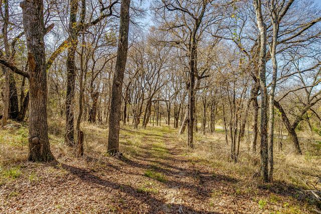 6267 Ben Day Murrin Road, Fort Worth, TX 76126