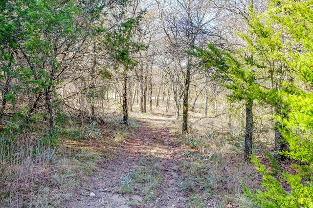 6267 Ben Day Murrin Road, Fort Worth, TX 76126