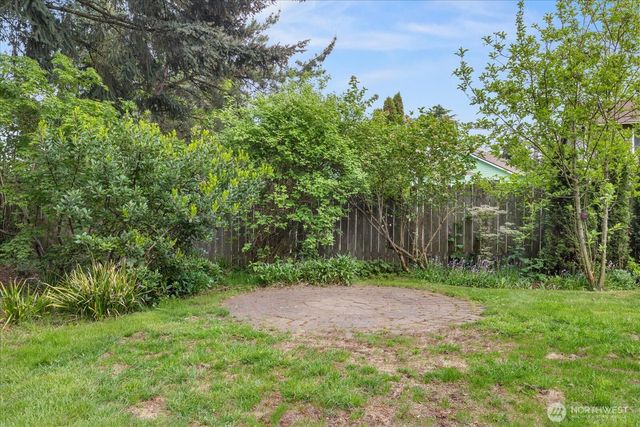 22003 117th Avenue SE, Kent, WA 98031