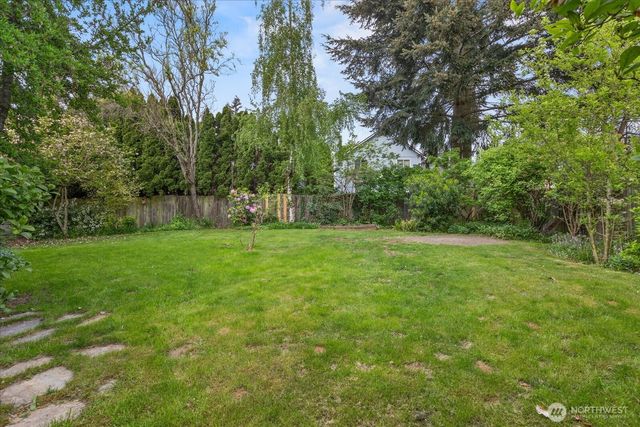 22003 117th Avenue SE, Kent, WA 98031