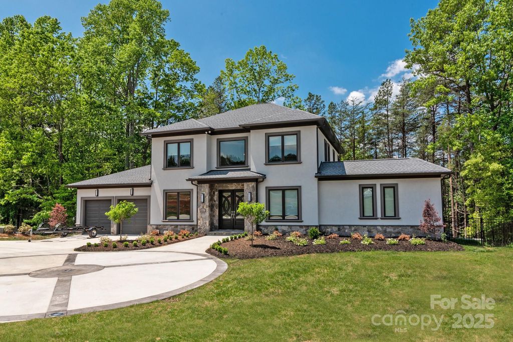 4067 Rivendell Road, Denver, NC 28037
