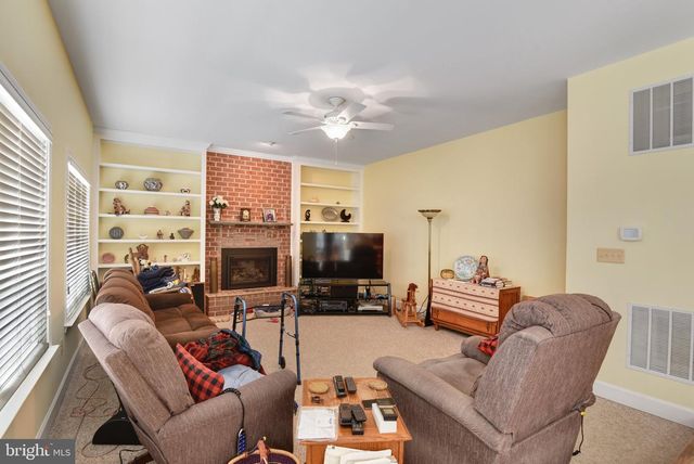 14237 CLUBHOUSE RD, Gainesville, VA 20155