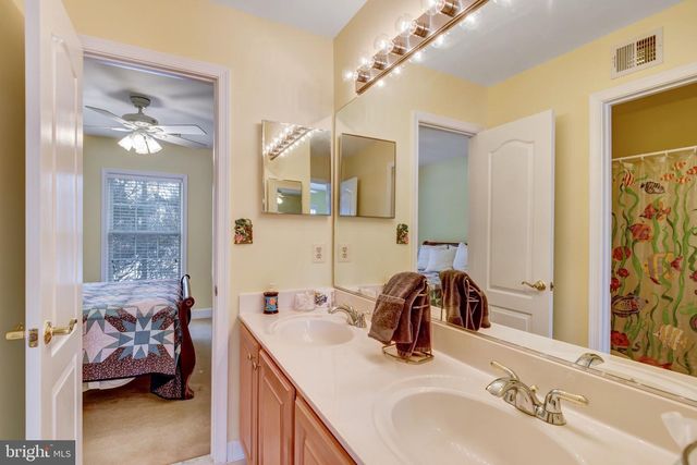 14237 CLUBHOUSE RD, Gainesville, VA 20155