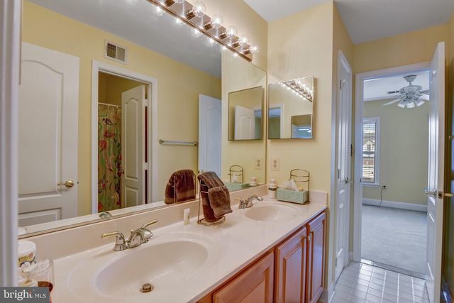 14237 CLUBHOUSE RD, Gainesville, VA 20155