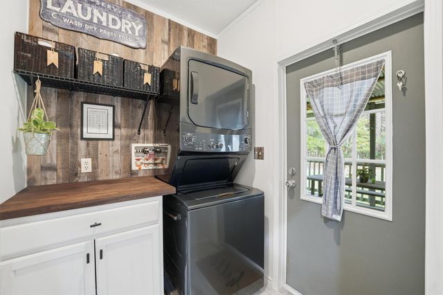 395 County Road 3891 S, Cleveland, TX 77328