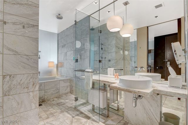 4381 West Flamingo Road 5103, Las Vegas, NV 89103