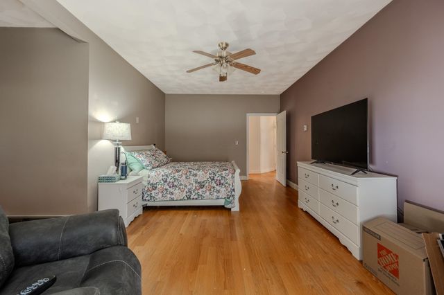 240 Main Street, Pelham, NH 03076