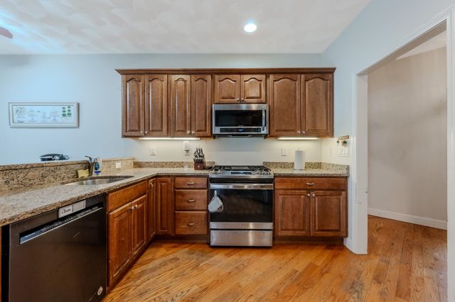 240 Main Street, Pelham, NH 03076