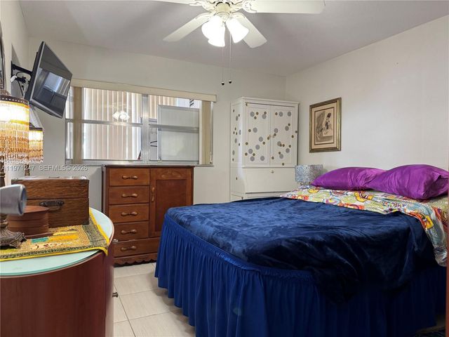 629 Saxony Ln N 629, Delray Beach, FL 33446