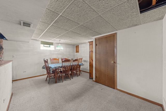 15112 Raday Drive, Midlothian, IL 60445