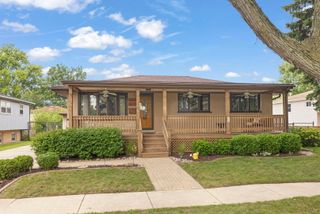 15112 Raday Drive, Midlothian, IL 60445