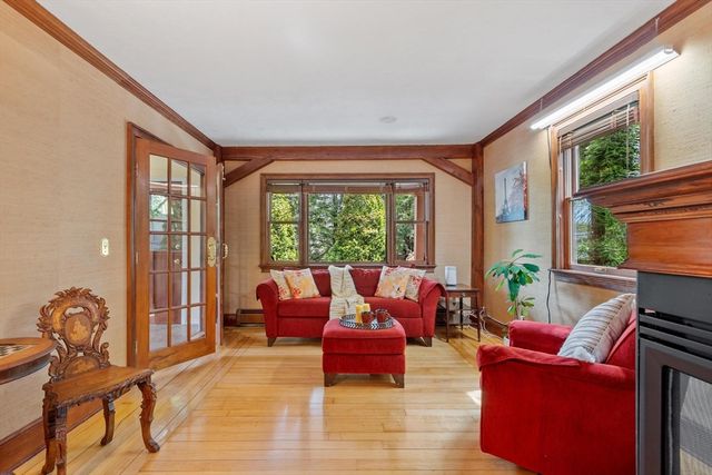 87 Gorham Street, Chelmsford, MA 01824