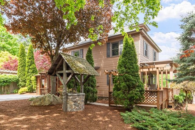 87 Gorham Street, Chelmsford, MA 01824