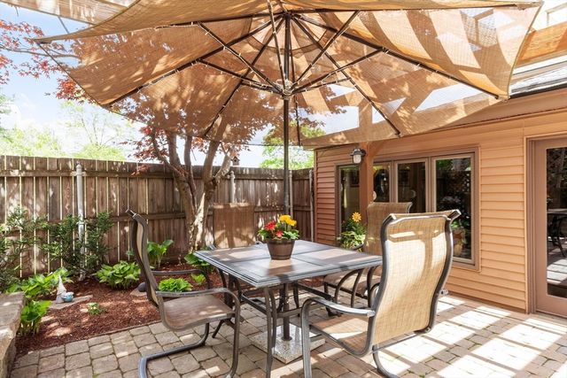 87 Gorham Street, Chelmsford, MA 01824
