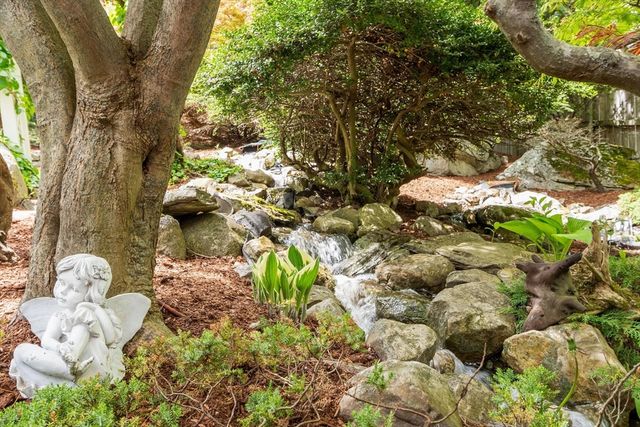 87 Gorham Street, Chelmsford, MA 01824