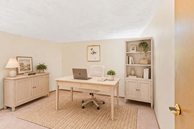 87 Gorham Street, Chelmsford, MA 01824