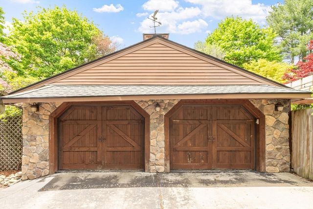 87 Gorham Street, Chelmsford, MA 01824