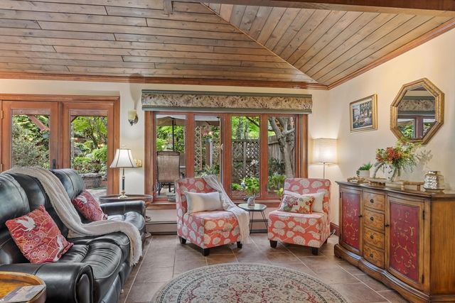 87 Gorham Street, Chelmsford, MA 01824