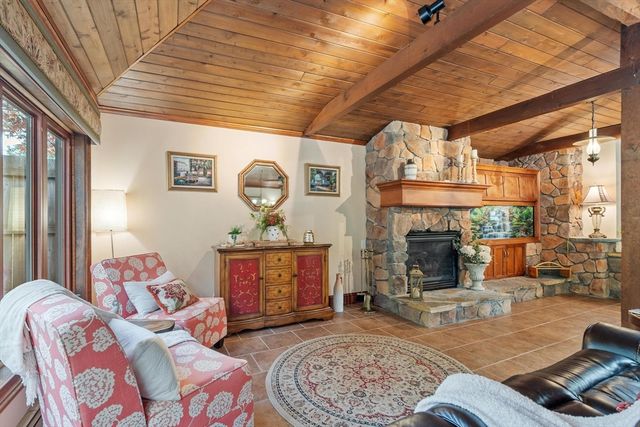 87 Gorham Street, Chelmsford, MA 01824