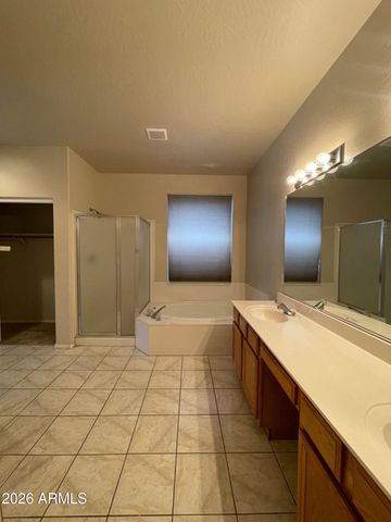 7140 E MEDINA Avenue, Mesa, AZ 85209
