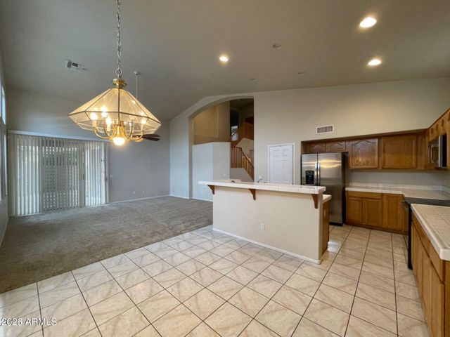 7140 E MEDINA Avenue, Mesa, AZ 85209