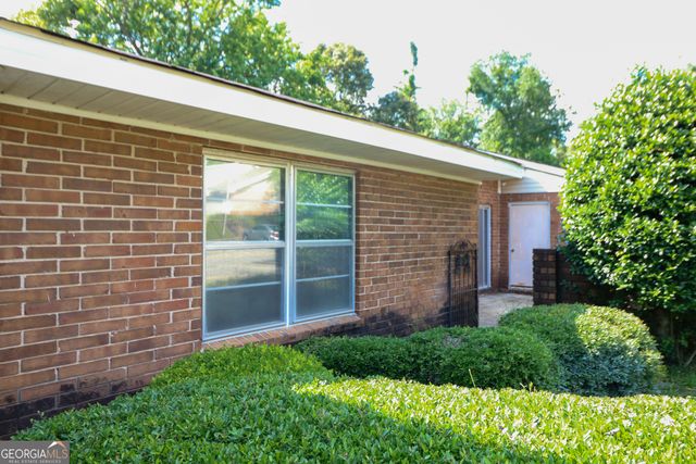 110 Westcliff Circle APT C, Warner Robins, GA 31093