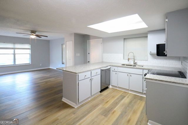 110 Westcliff Circle APT C, Warner Robins, GA 31093