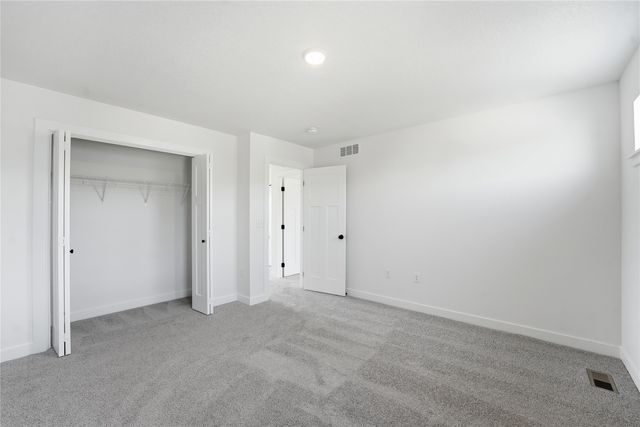 253 NW Waverly Drive, Waukee, IA 50263