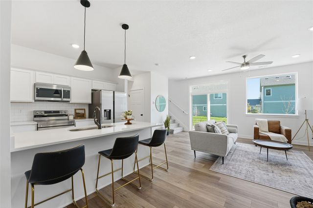 253 NW Waverly Drive, Waukee, IA 50263