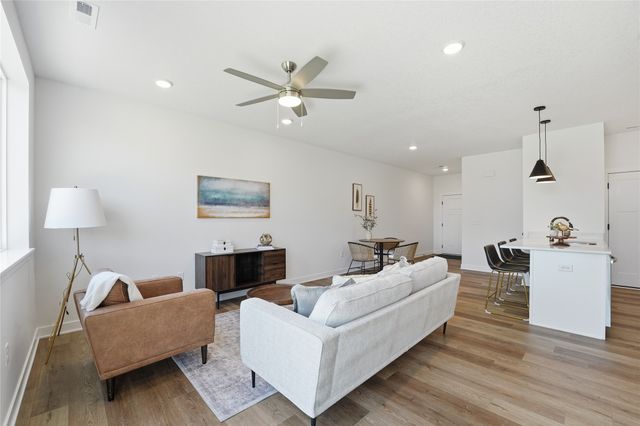 253 NW Waverly Drive, Waukee, IA 50263