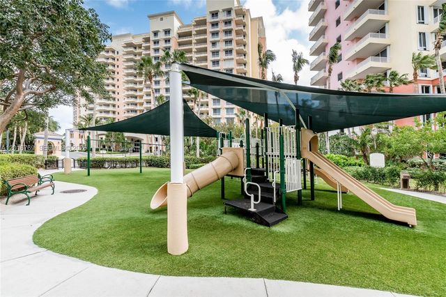 737 Crandon Blvd 402, Key Biscayne, FL 33149