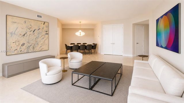 737 Crandon Blvd 402, Key Biscayne, FL 33149