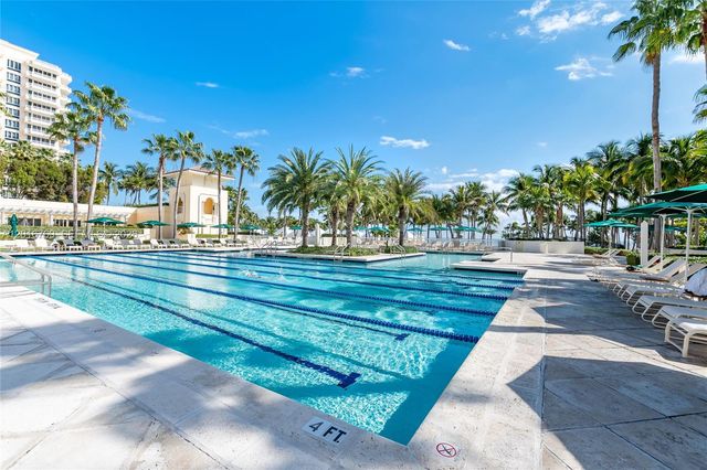 737 Crandon Blvd 402, Key Biscayne, FL 33149