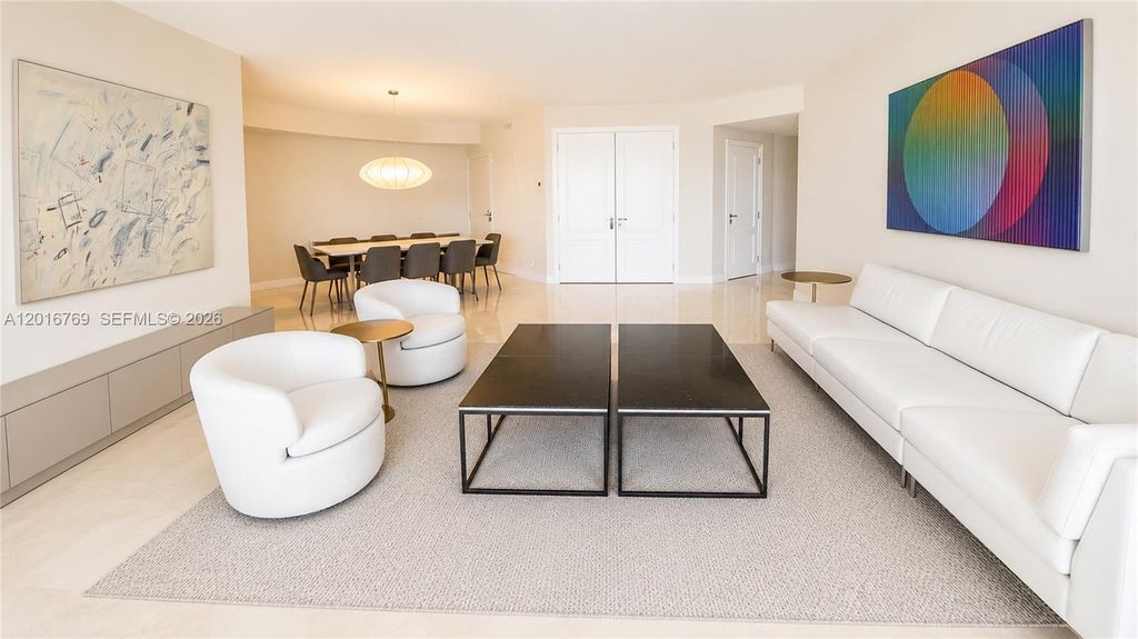 737 Crandon Blvd 402, Key Biscayne, FL 33149