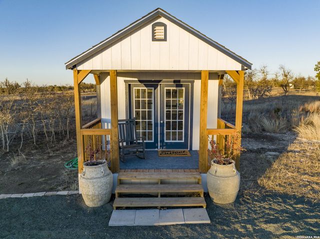 8451 Ranch Road 965, Fredericksburg, TX 78624