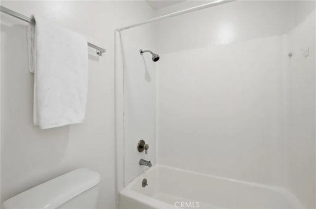 18620 Hatteras 276, Tarzana, CA 91356