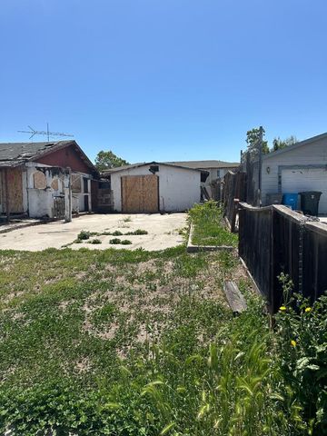 699 4th Street, San Juan Bautista, CA 95045