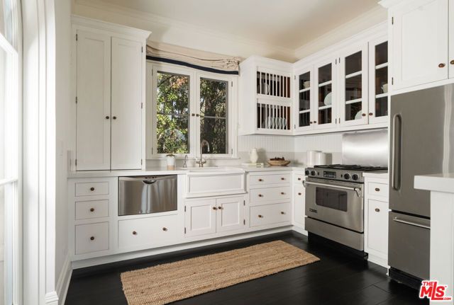 771 Garden Lane, Santa Barbara, CA 93108