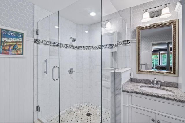 12400 Huntingdon Lane, Minnetonka, MN 55305