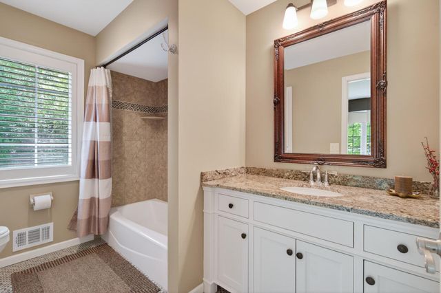 12400 Huntingdon Lane, Minnetonka, MN 55305