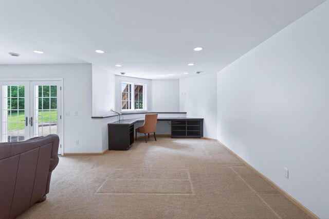 12400 Huntingdon Lane, Minnetonka, MN 55305