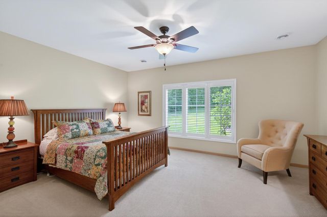 12400 Huntingdon Lane, Minnetonka, MN 55305