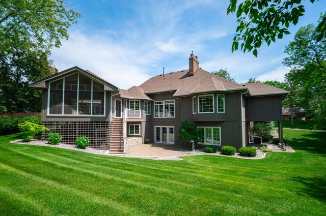 12400 Huntingdon Lane, Minnetonka, MN 55305