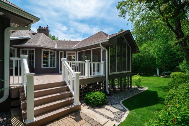 12400 Huntingdon Lane, Minnetonka, MN 55305