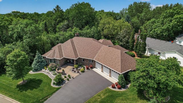 12400 Huntingdon Lane, Minnetonka, MN 55305