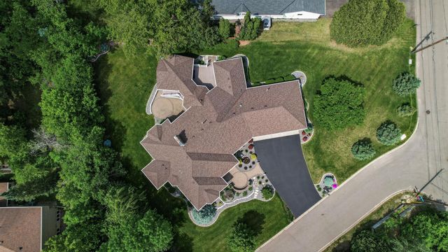 12400 Huntingdon Lane, Minnetonka, MN 55305
