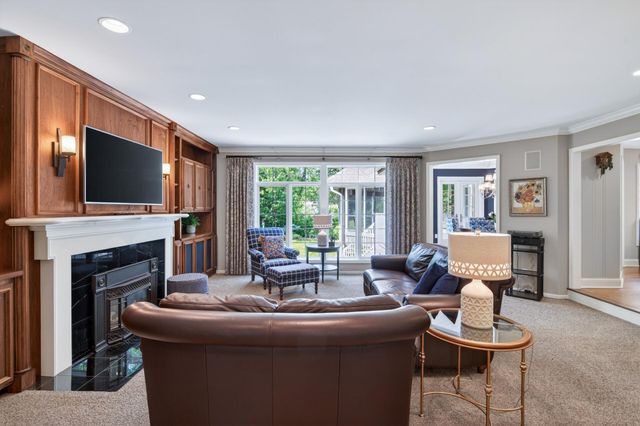 12400 Huntingdon Lane, Minnetonka, MN 55305