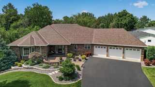 12400 Huntingdon Lane, Minnetonka, MN 55305